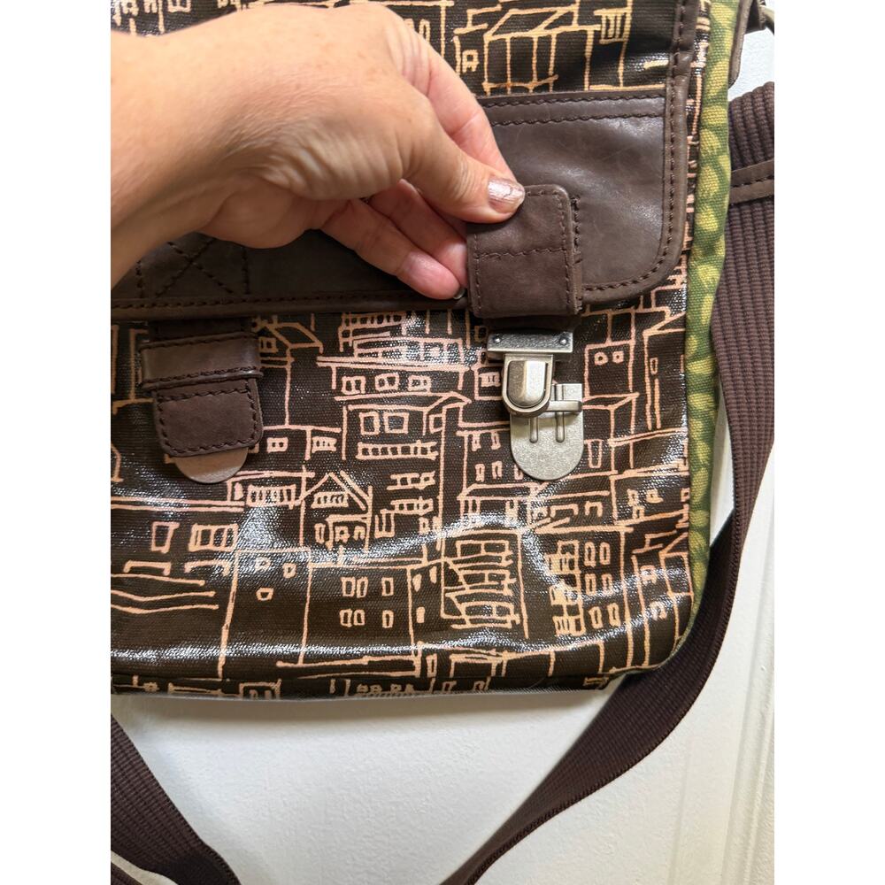 Fossil Key-Per City Scene Canvas And Leather Mess… - image 3